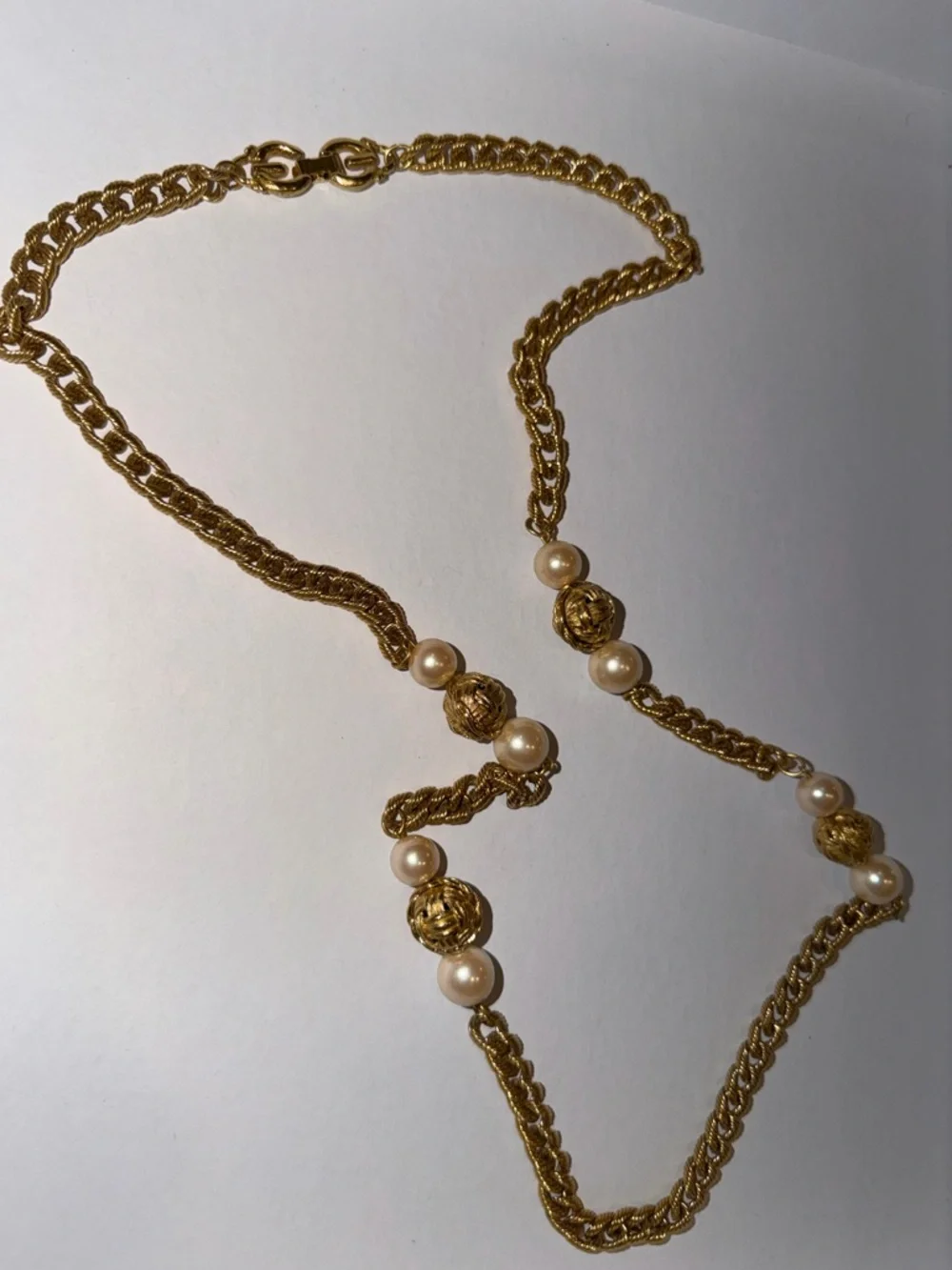 Vintage Givenchy Gold-Tone & Faux Pearl Haute Couture Runway 80’s Long Necklace - Picture 6 of 15